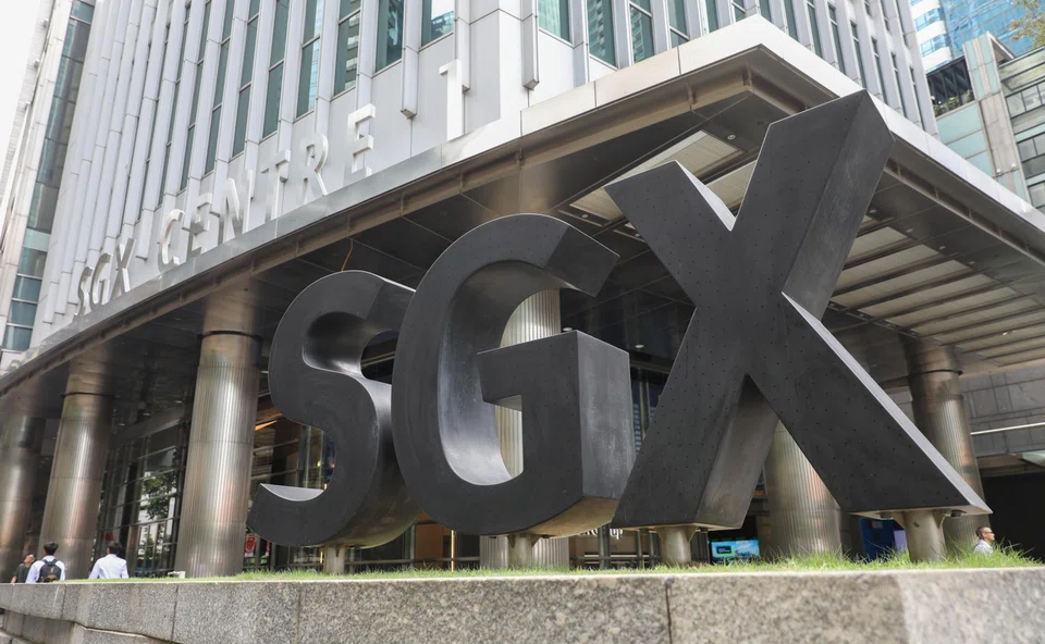 The Singapore Exchange announced several changes to its foreign exchange and technology management teams, including two resignations.