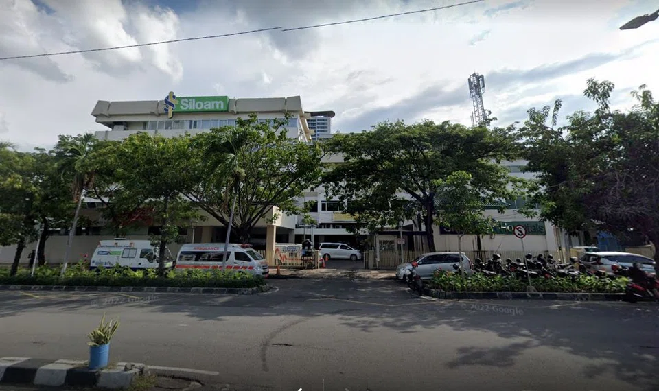 Completed in 1977, the development comprises 5 integrated purpose-built hospital buildings ranging from 2 to 5 storeys.