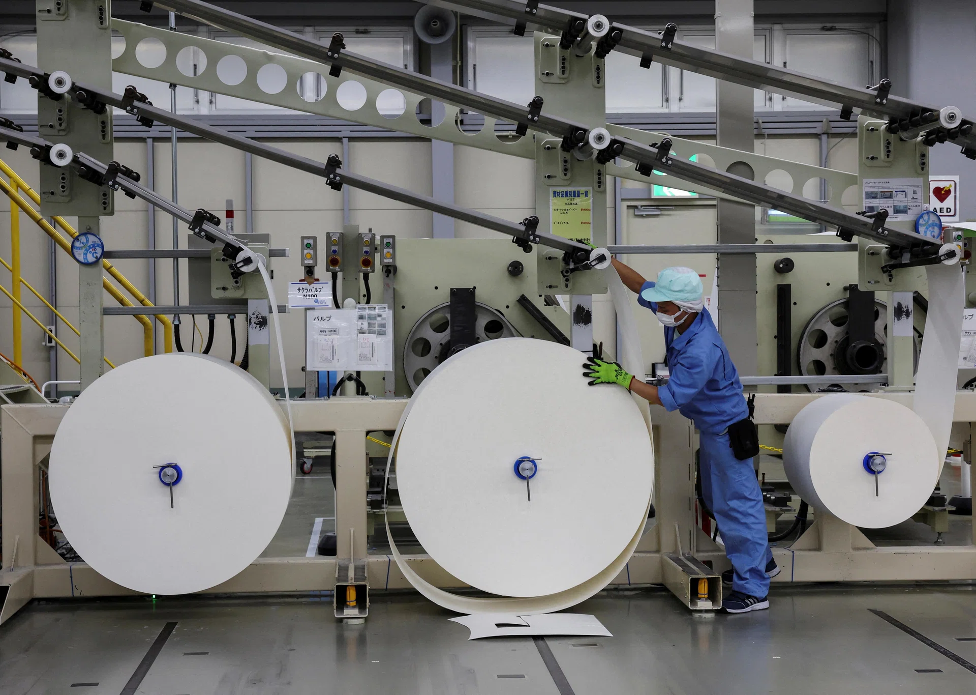 Japan manufacturing growth accelerates as AI demand lifts new orders: PMI