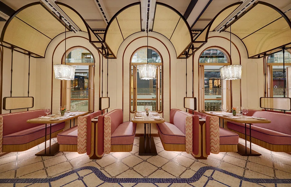 Maison Boulud's spacious dining room.