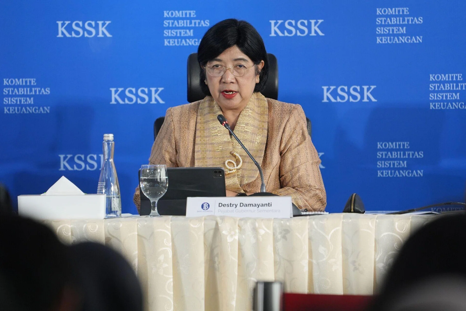 Indonesia holds rate as new chief forecasts further rupiah gains