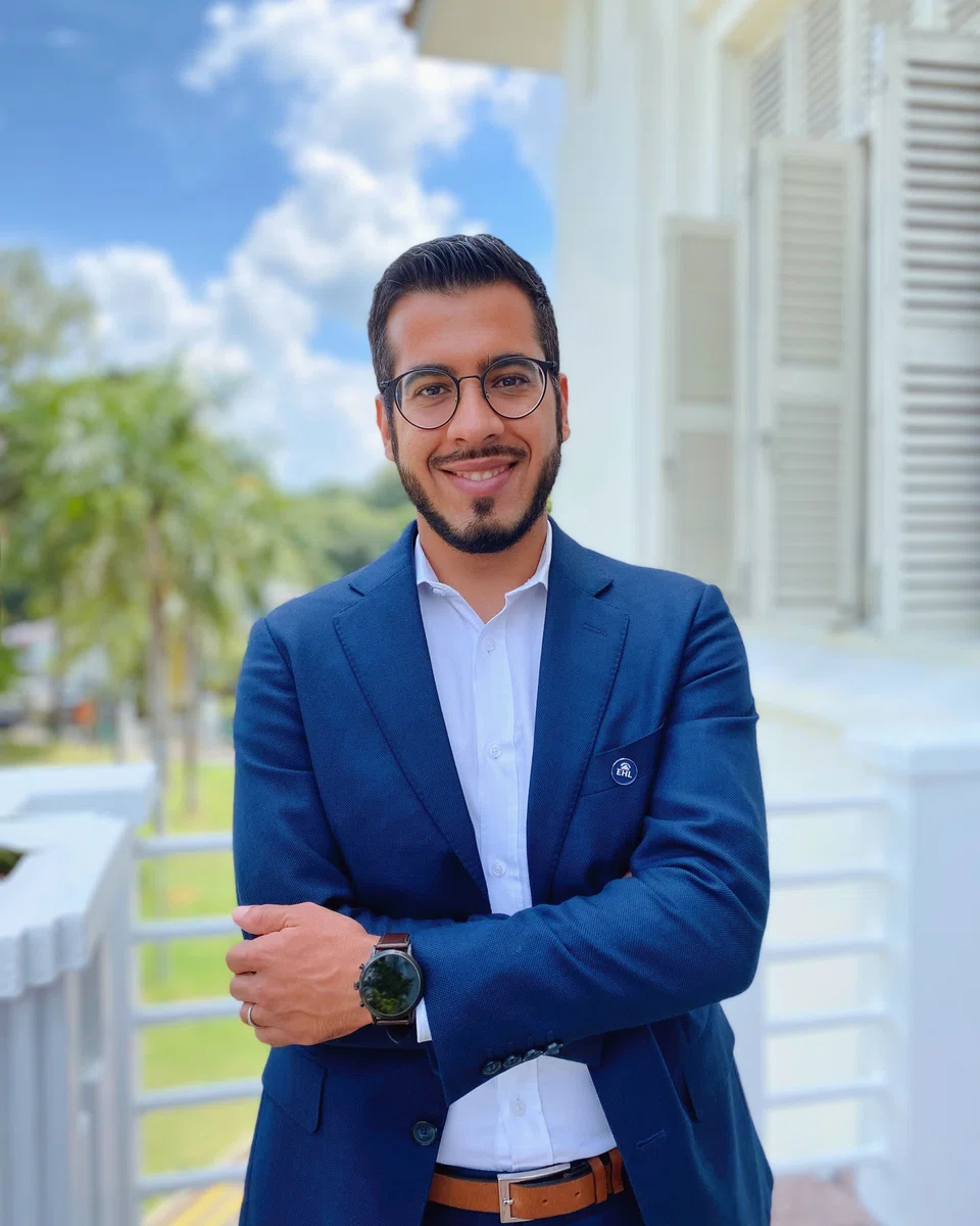 “Our aim is to expand opportunities and
education for future business leaders to
thrive in an international landscape said 
Dr Lopez.” 