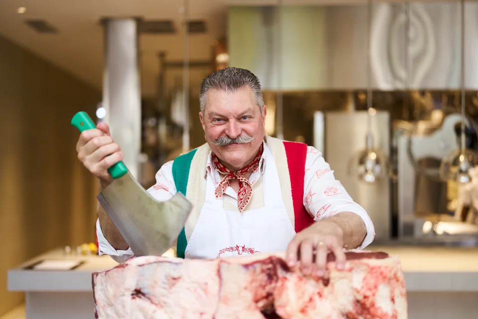  Celebrity butcher Dario Cecchini was recently in Singapore for the opening of his new restaurant.                     