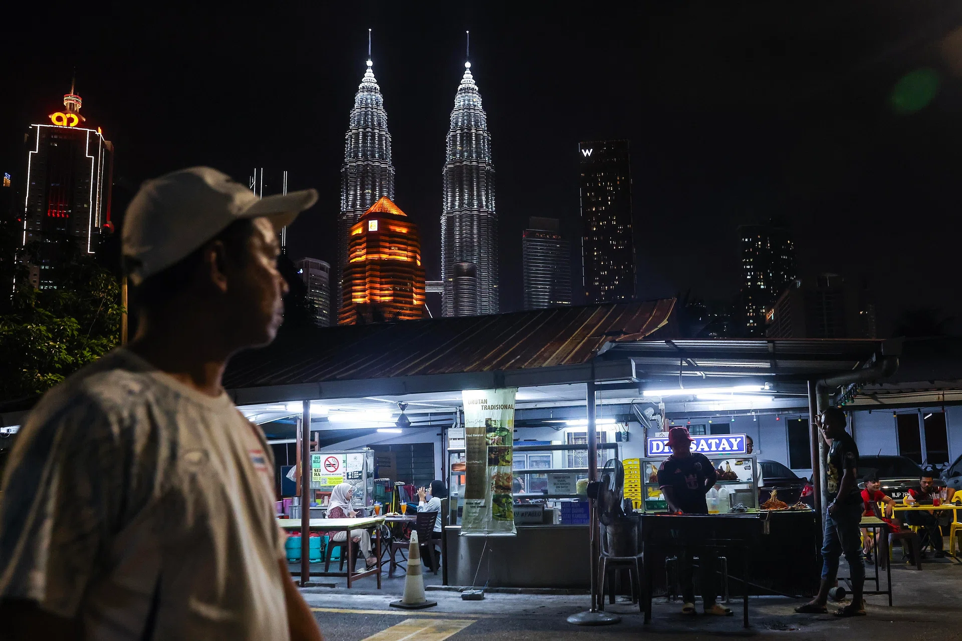 Malaysia’s trade hits record RM3.1 trillion in 2025, with exports beating forecast