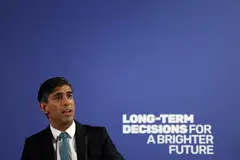 British Prime Minister Rishi Sunak has yet to make a call on the election date and is keeping his options open, according to people familiar with his thinking. 