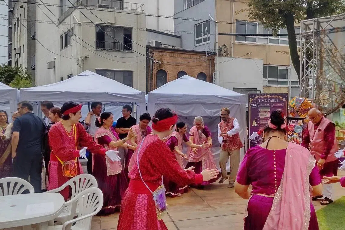 Hamamatsu city held a two-day India Festival in September as part of efforts to promote integration of its burgeoning community of foreign residents.
