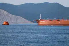 A roundup of the week’s tanker and dry bulk market (Apr 4, 2025).
