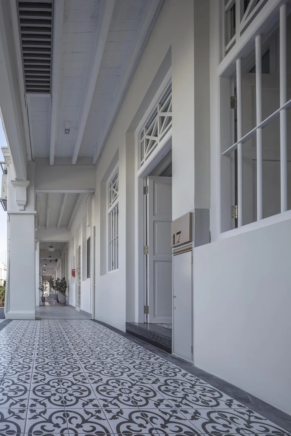 The shophouse front is kept in its original condition.