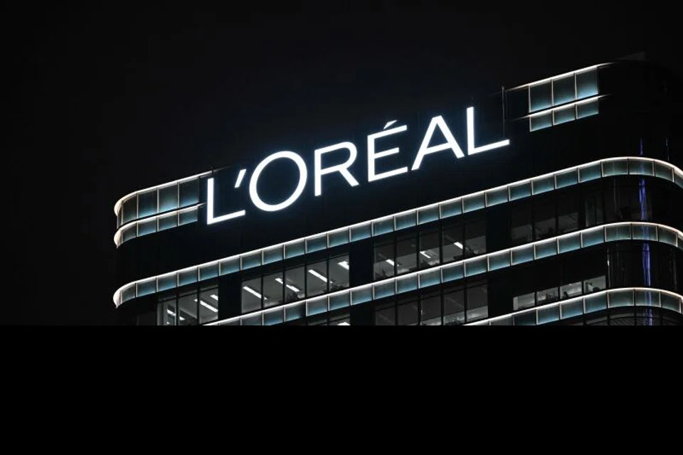 The beauty company is offering a two-year floating-rate note, a five-year fixed-rate note and a long 10-year fixed-rate bond.