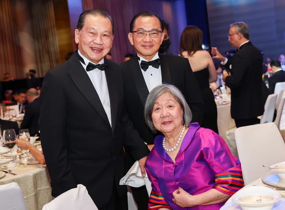 Jennie Chua (seated), chairman, Vanguard Healthcare & Woodlands Health, flanked by Liew Mun Leong, chairman, Building People Consultancy; and Seah Kian Peng, Speaker of Parliament, Singapore.