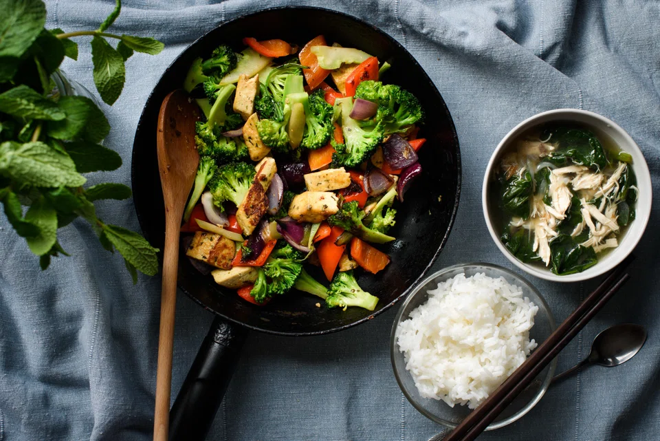 Tofu, stir-fried with vegetables and even meat, makes for an ideal lunch.