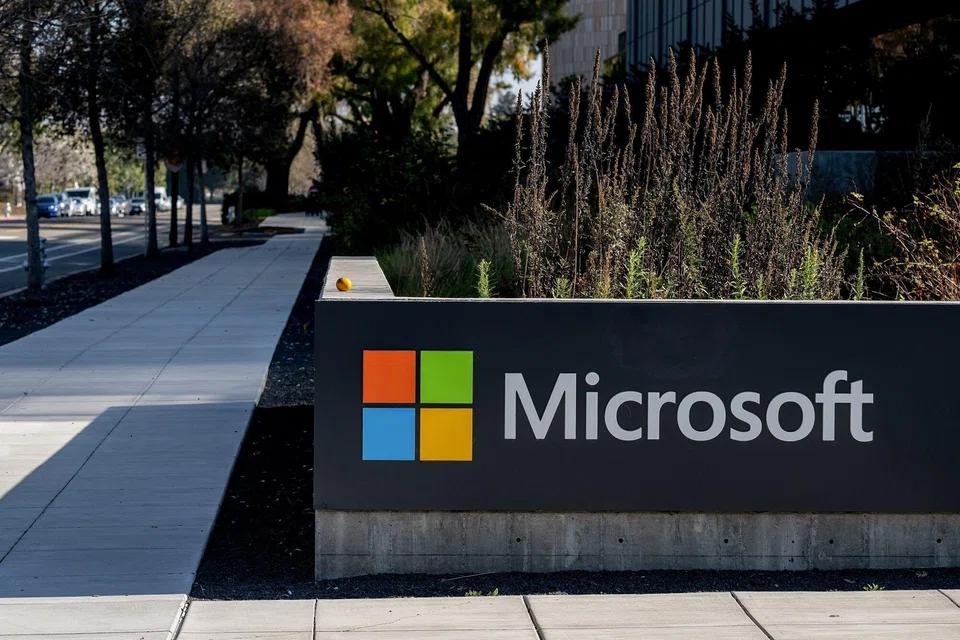 Microsoft dropped 10 per cent, shedding more than US$350 billion in market value after its cloud business failed to impress.