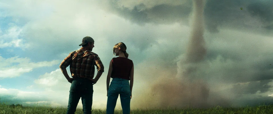 Strong reviews and a cast led by Glen Powell and Daisy Edgar-Jones helped propel "Twisters" - about storm chasers caught in the middle of fast-converging tornadoes - to what The Hollywood Reporter said was the top domestic opening ever for a natural disaster film.