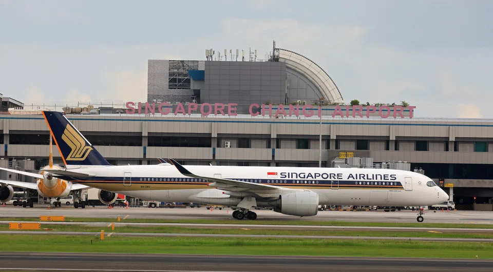 The Jakarta to Singapore route ranks eighth with a 4.1 million seat volume and the Bangkok to Singapore route is in ninth place with a seat volume of four million. 