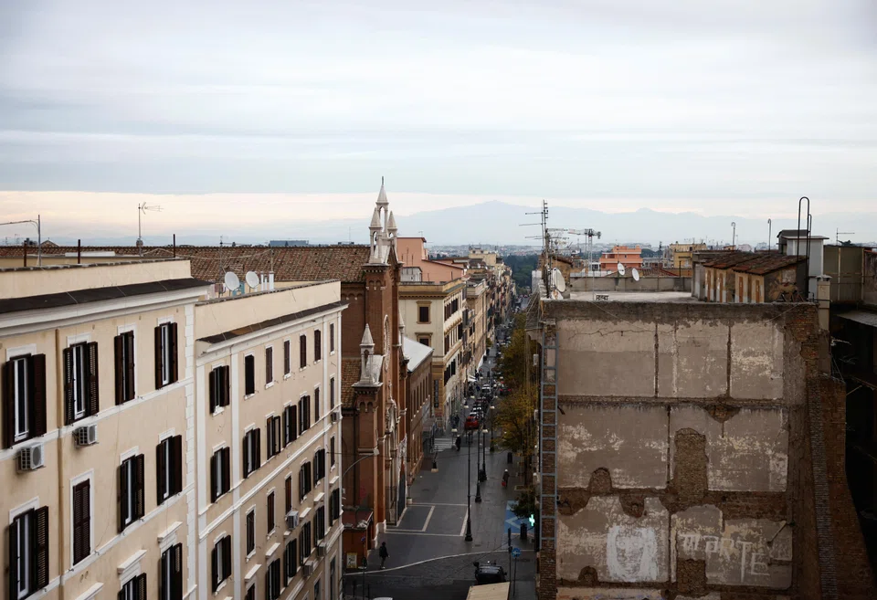 With some 32 million tourists expected to descend on the Italian capital for the Jubilee, industry groups estimate the number of conversions from apartments to short-term units has doubled over the past year.