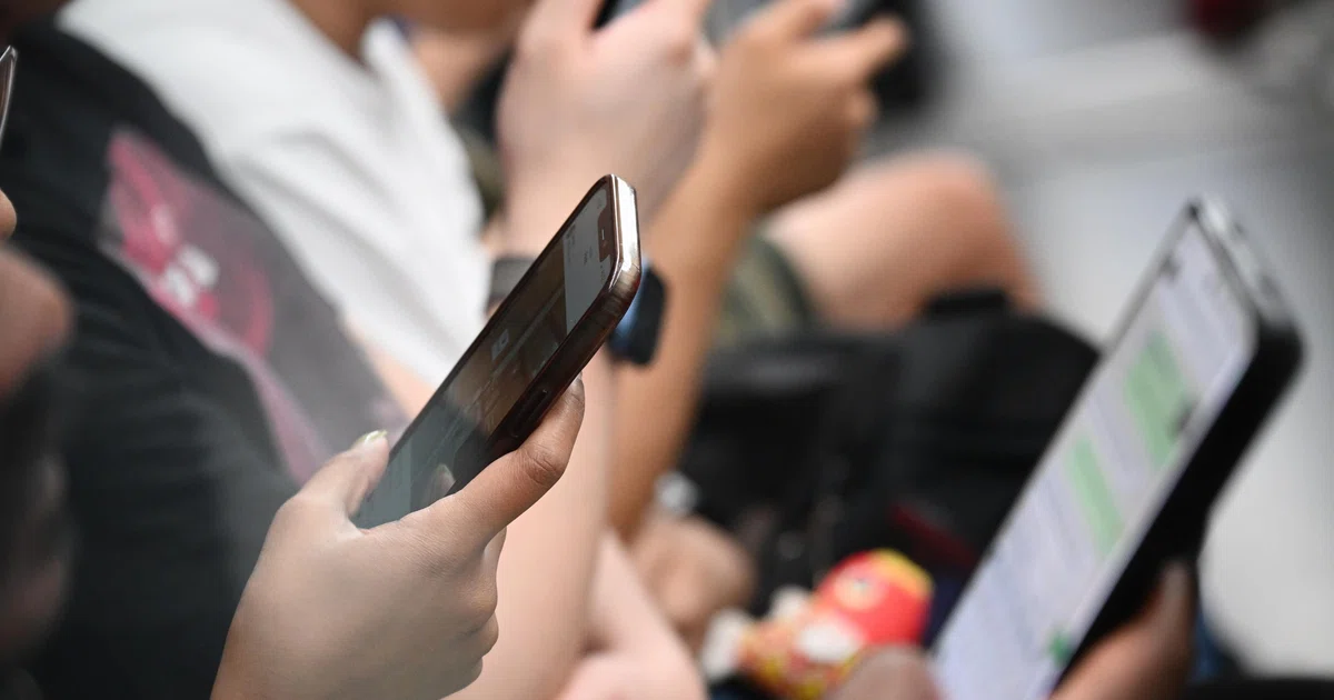 China Mobile said to be mulling stake sale in Thailand’s True