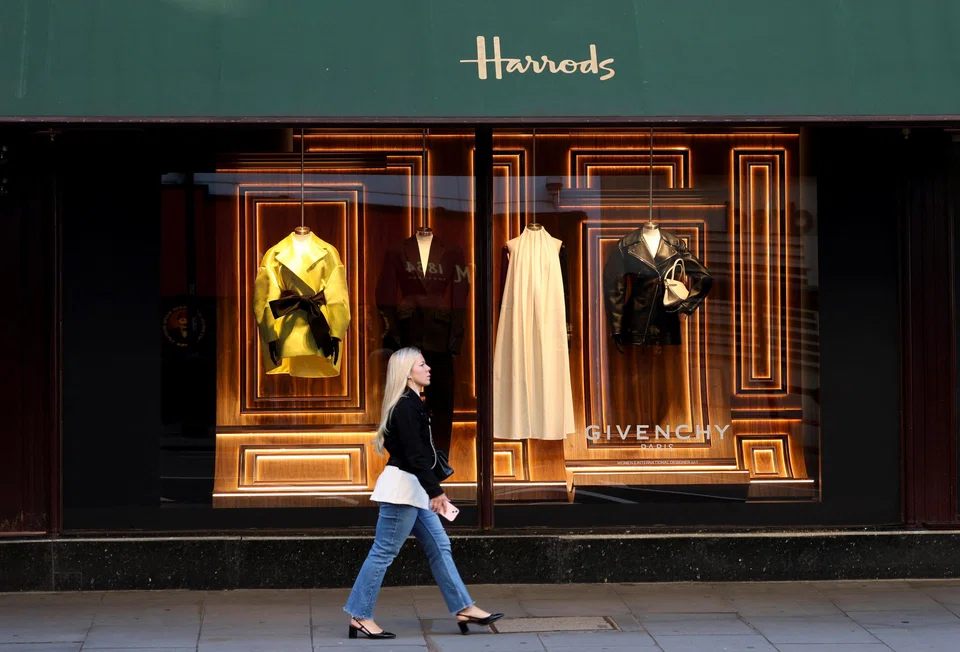 Better than expected UK retail sales for September and eurozone business activity data for October also cheered investors.