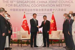 Chinese Vice-Premier Han Zheng (left) and Deputy Prime Minister Heng Swee Keat meet at the Four Seasons Hotel on Tuesday. 