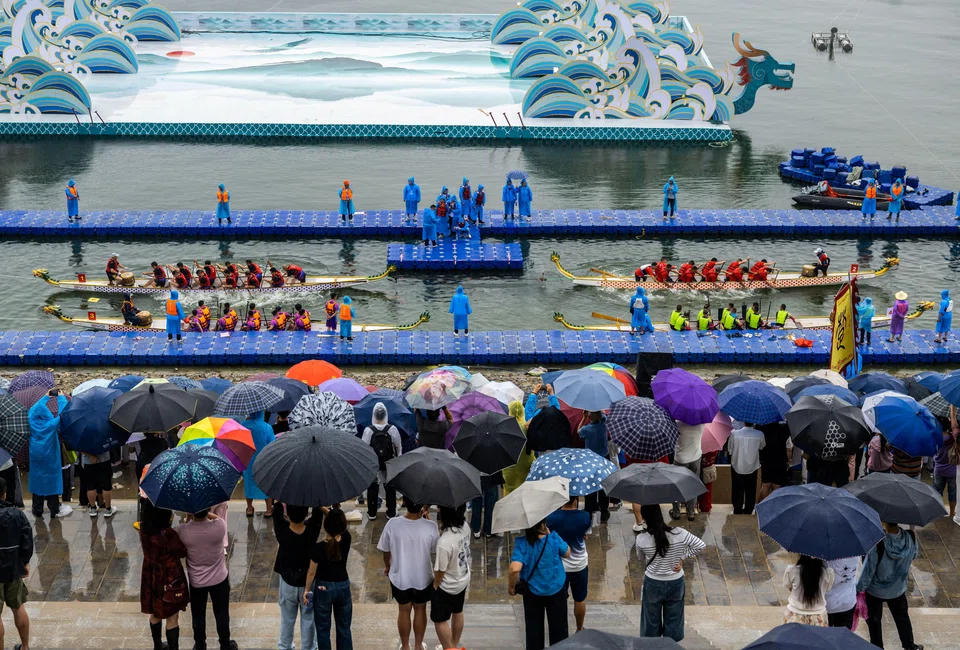 China has been expanding its visa policy, with citizens of 43 countries granted visa-free access.