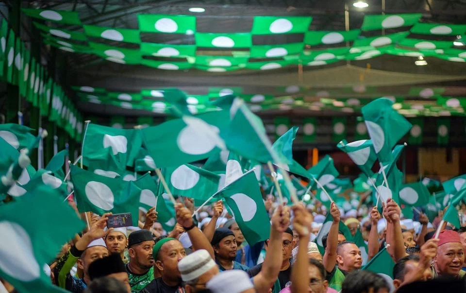 Parti Islam Se-Malaysia (PAS) changed its constitution last week to allow people from other religions to join as “associate members,” according to party officials.