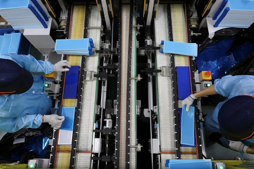 Profits at industrial firms rose 15.8 per cent in March from a year earlier, picking up from a 15.2 per cent jump in the January-February period.