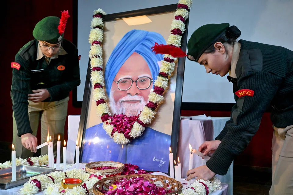 National Cadet Corps cadets light candles to pay their respects to India's late former prime minister Manmohan Singh at Hindu College, Singh's alma mater, in Amritsar.