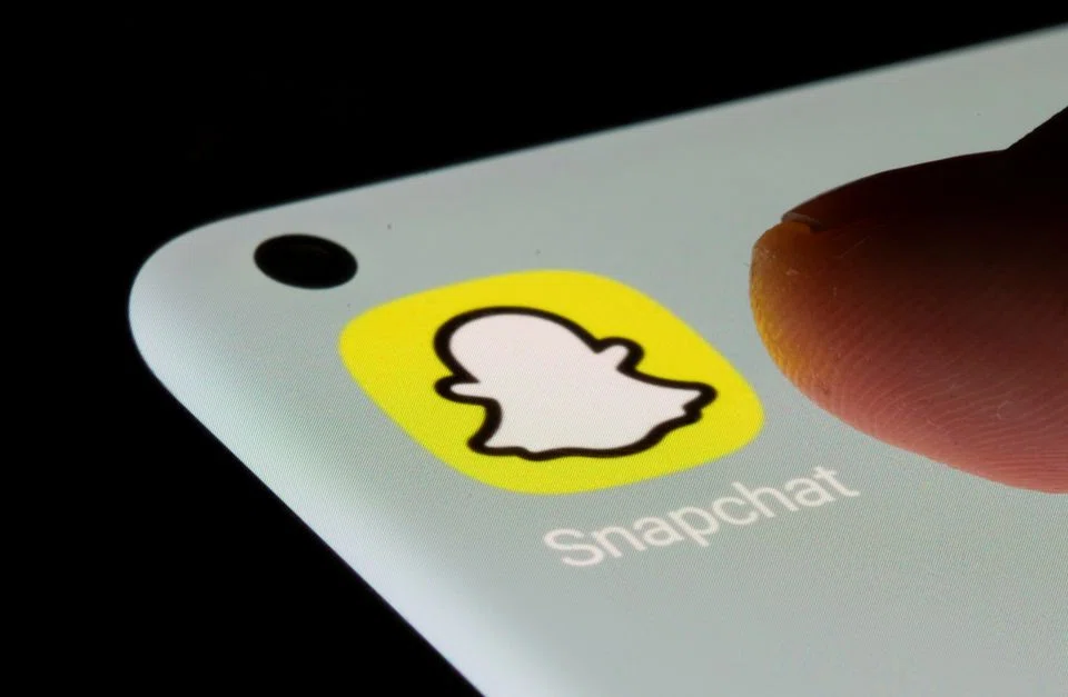 Snap posted disappointing second-quarter sales, roiled by a major slowdown in ad spending and rising competition for dwindling marketing dollars, on Thursday (Jul 21). 