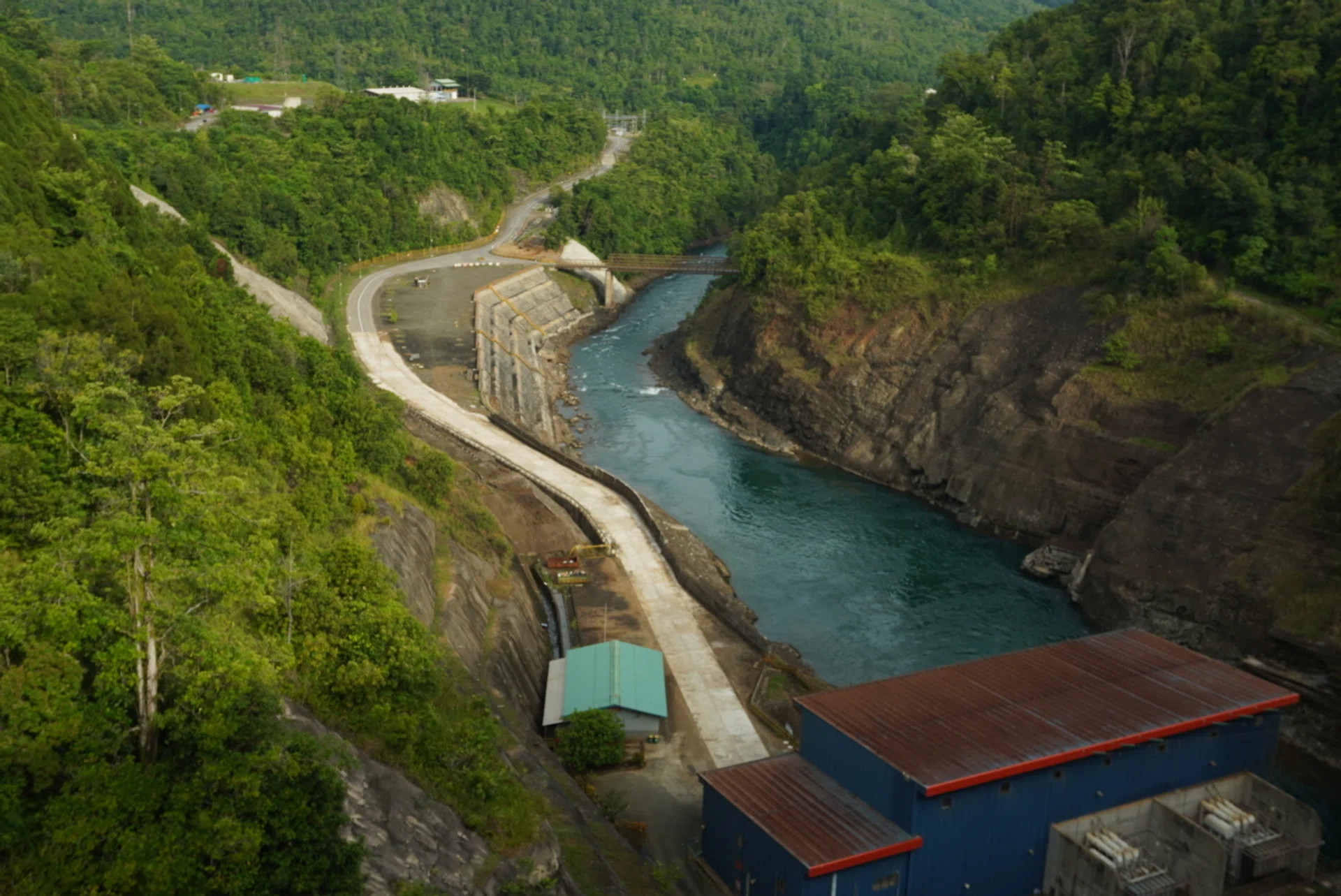 Indonesia’s energy advantage tested by AI data-centre boom