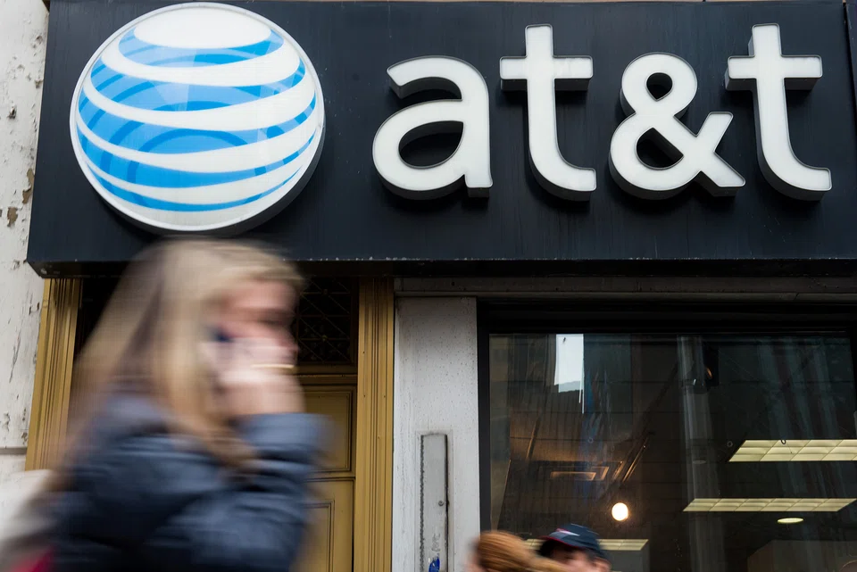 Complaints of disruptions have continued to rise, with AT&T leading the pack with more than 70,000 reports of problems on service-tracking website Downdetector.