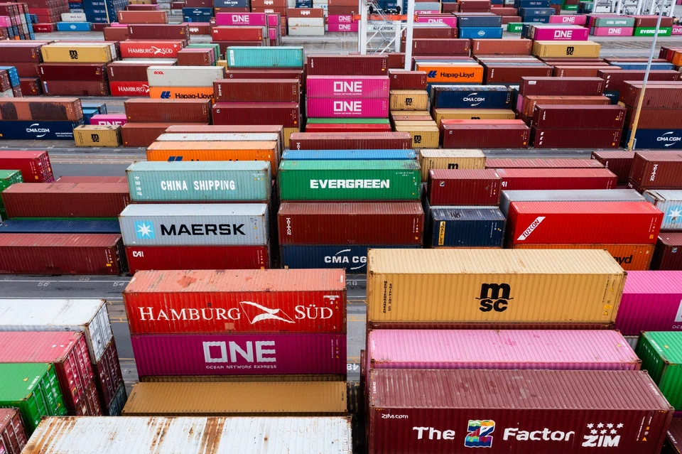 Much of the rest of the world is agreeing to preliminary deals and not retaliating against higher US tariffs has the Trump administration expressing confidence about its strategy. 