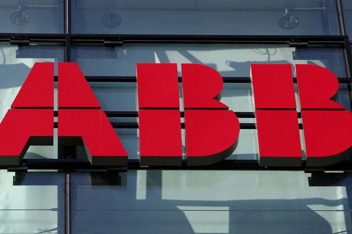 Through the divestment, ABB has realised a net positive cash inflow of approximately US$1.425 billion in the fourth quarter 2022. 