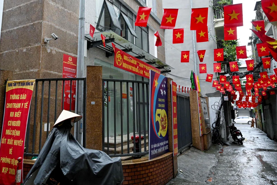 The government says those caught in the overhaul would either be made redundant or offered early retirement.