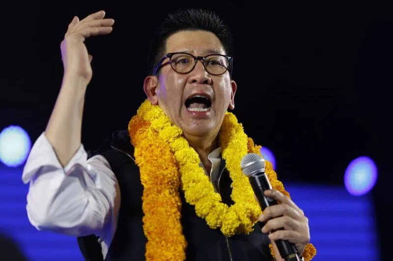 Finance Minister Ekniti Nitithanprapas told reporters that a durable coalition was key to the fiscal outlook.