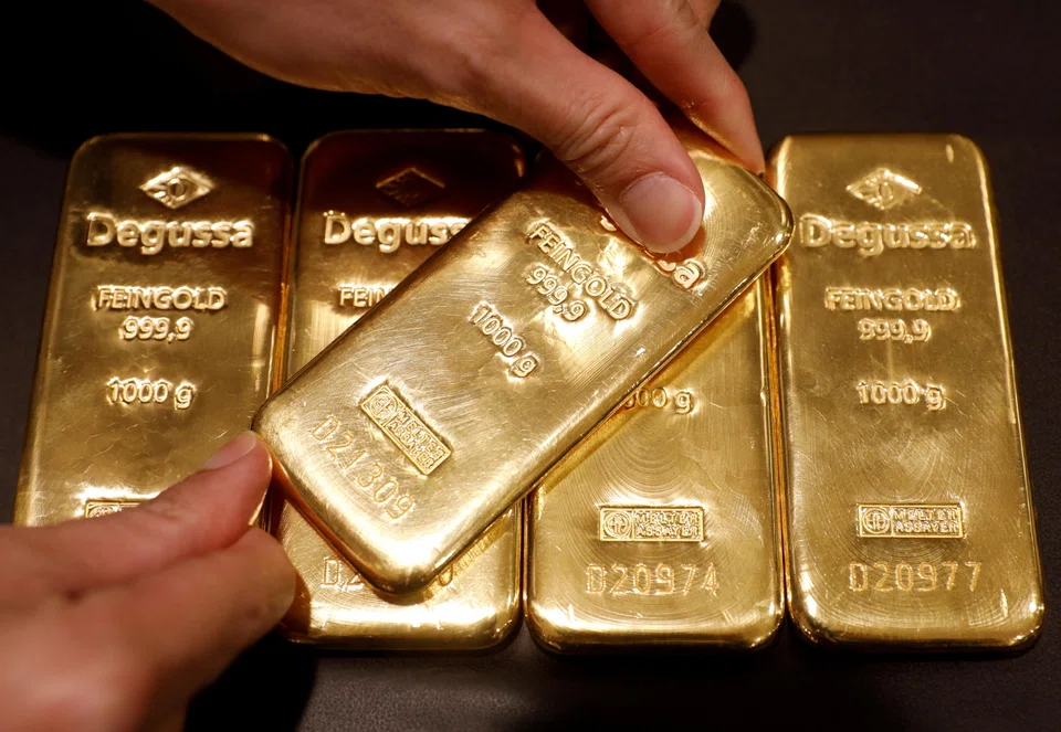 In the medium term, the outlook for gold remains positive, says Zain Vawda, market analyst at MarketPulse by Oanda. 