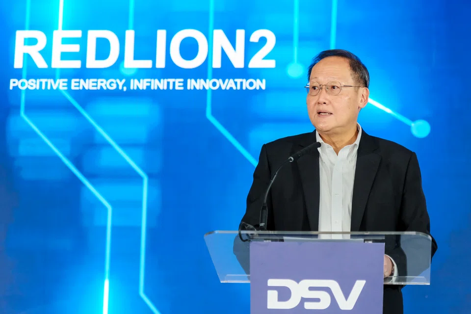 Minister-in-charge of Energy and Science & Technology Tan See Leng says that the RedLion2 facility will work in tandem with DSV’s Sunway City warehouse in Johor to streamline cross-border logistics.