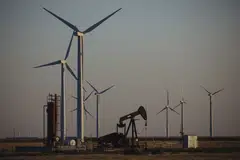 Clean-energy installations in the second quarter plummeted 55 per cent from the same period in 2021, according to a report on Tuesday (Jul 26) by the American Clean Power Association.