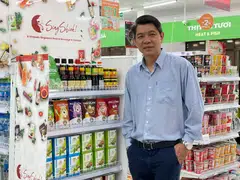 Food makes friends, said food distributor L'earth Vietnam's co-founder and director Teri Teo, as he explained his passion in introducing more Singapore F&B brands to Vietnam.