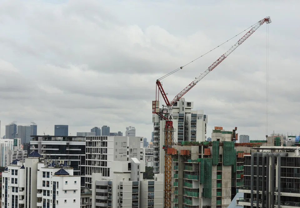 The 99-year leasehold Plantation Close EC site, which can yield an estimated 495 units, is located between the future Tengah Park MRT station and Bukit Batok West MRT station.