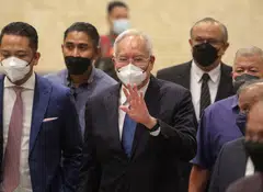 Malaysia’s highest court dismissed former Prime Minister Najib Razak’s second bid to add new evidence in an appeal against his conviction in a case linked to a former unit of 1MDB, the Edge and other local media reported.