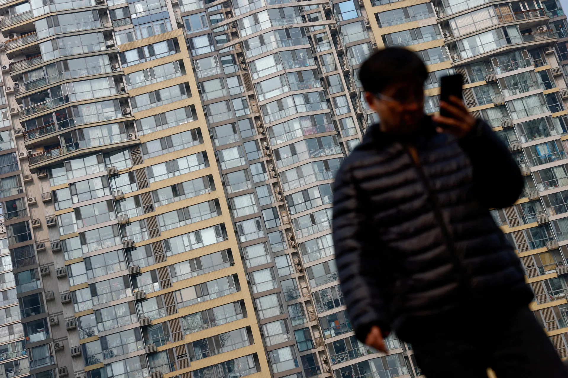 Hong Kong builder Parkview misses interest payment on loan