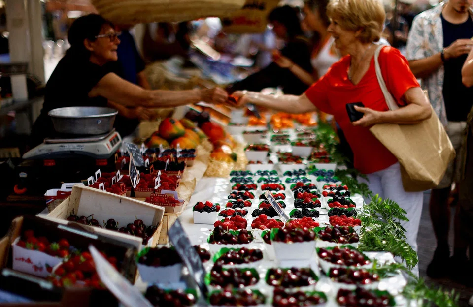 The European Commission says a flash estimate shows eurozone consumer morale decreased to -17.8 this month from -16.0 in August.