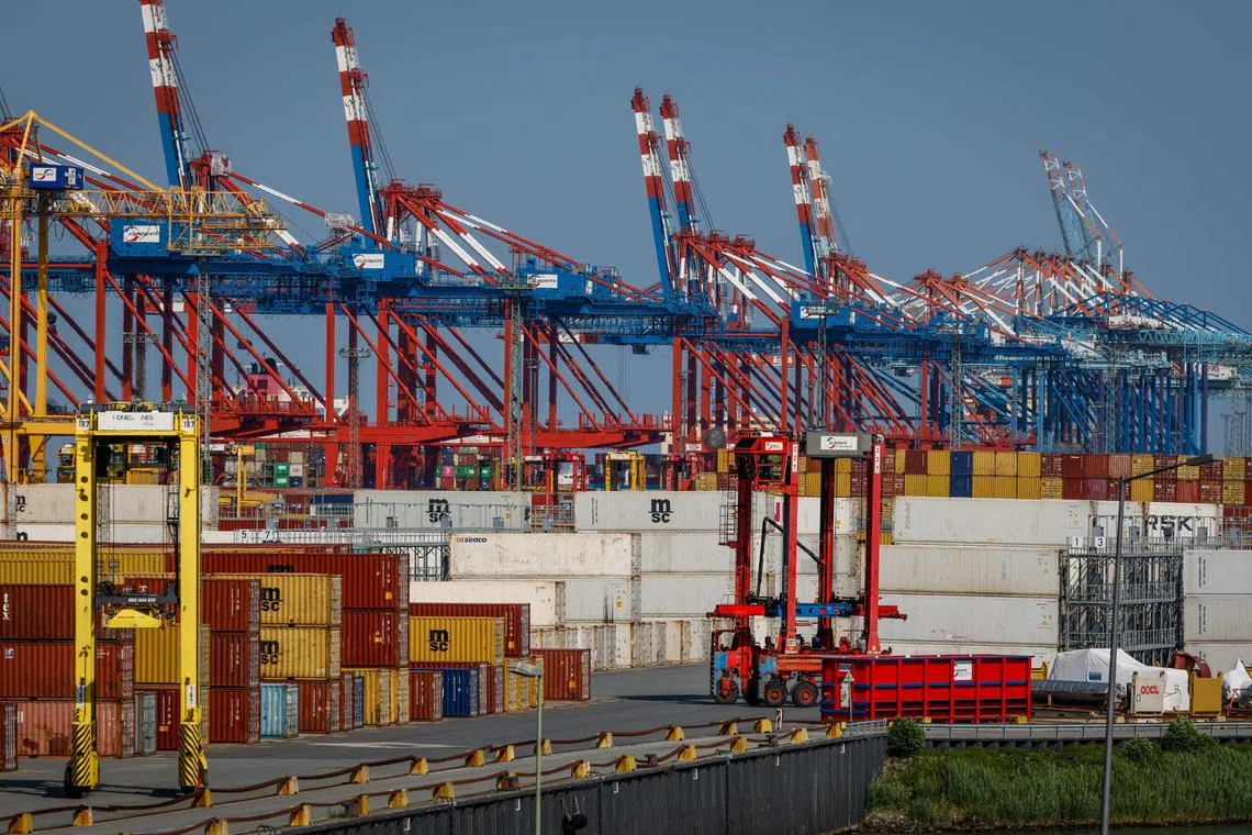 Allianz Trade surveys before and after the US’ “Liberation Day” tariffs on Apr 2 find that European export interest towards South and South-east Asia doubled from 7% to 14%.