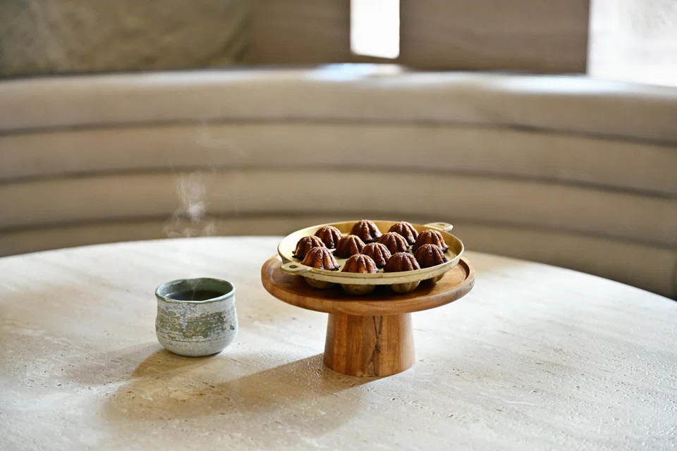 Kuih bahulu is made from palmyra sugar.