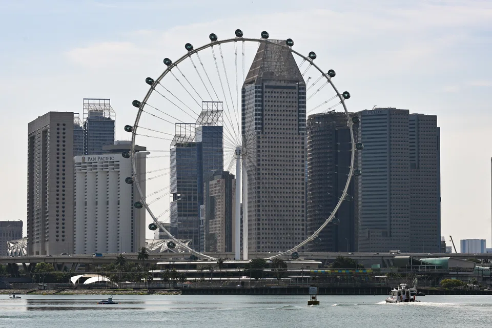 Within the fixed-income segment in Singapore, Asia fixed-income funds attracted the largest inflows at about S$1.8 billion.