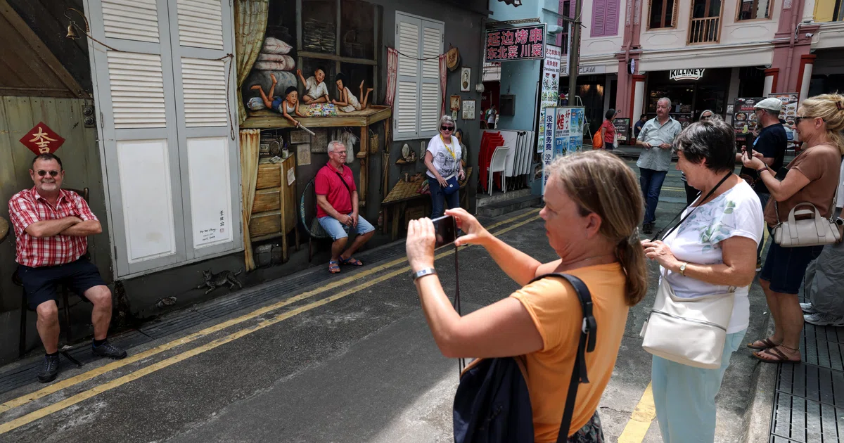 Singapore Q2 tourism receipts down 6.2% at S$7.21 billion amid global uncertainty
