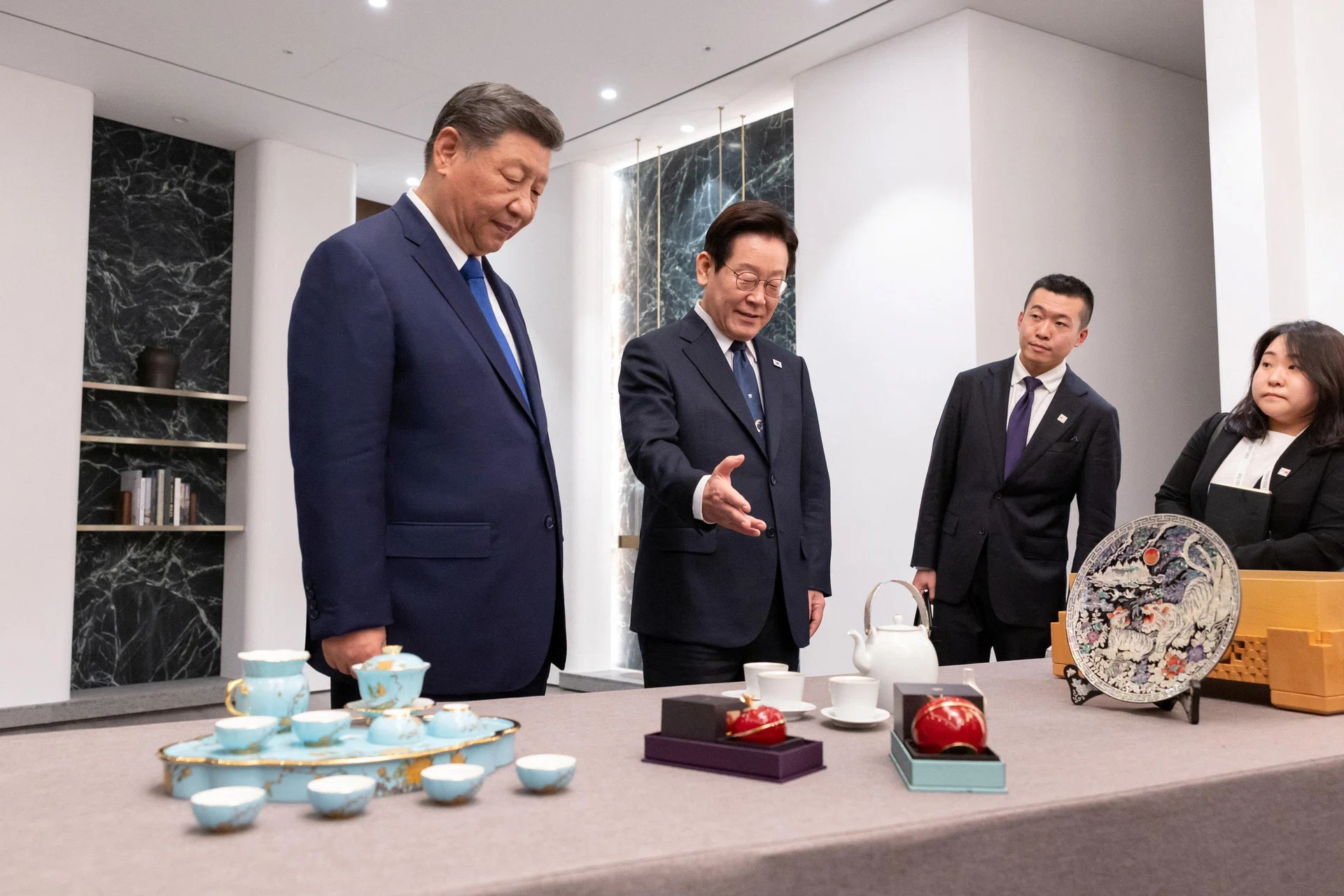 China, South Korea leaders discuss cultural ties a decade after ban