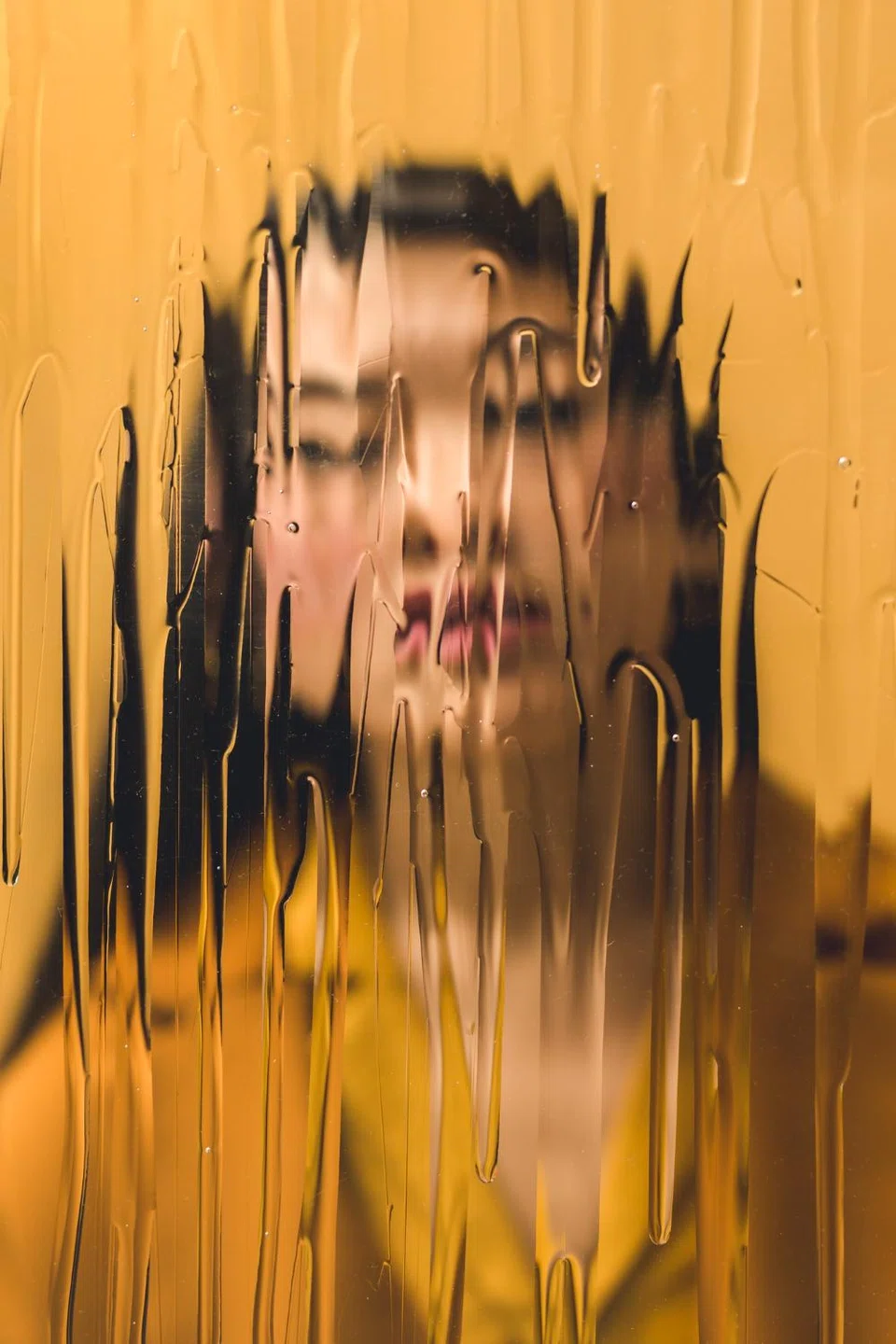 加州一个陪审团裁定，Meta和YouTube必须向一名20岁的年轻人支付经济赔偿，该年轻人作证称，美颜滤镜导致她患上严重的焦虑症。