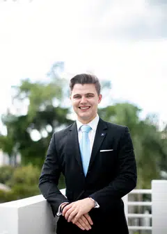 Being in Singapore motives Lukas Peterlik to work hard and provides him with the opportunity to interact with the EHL alumni here and learn from them.  