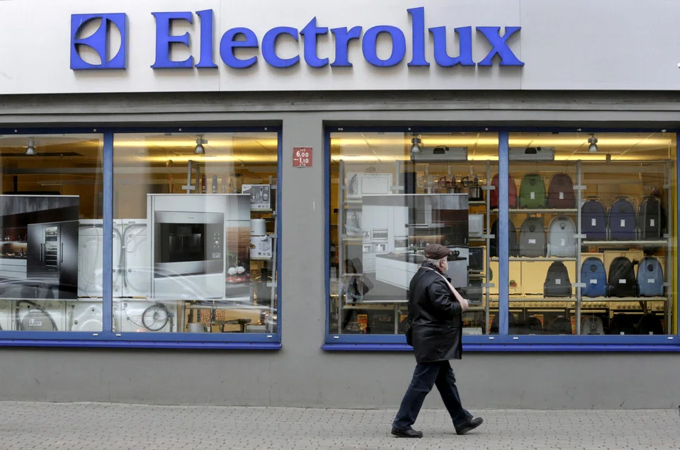 Electrolux reported an operating loss of 720 million kronor (S$90.07 million) compared with a year-earlier 256 million kronor loss.