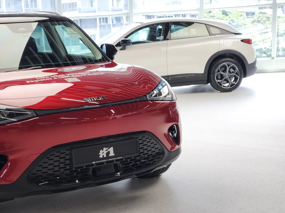 Observers say that the price advantage of electric vehicles in Singapore will continue to be as much as S$50,000 cheaper than petrol-powered ones. 